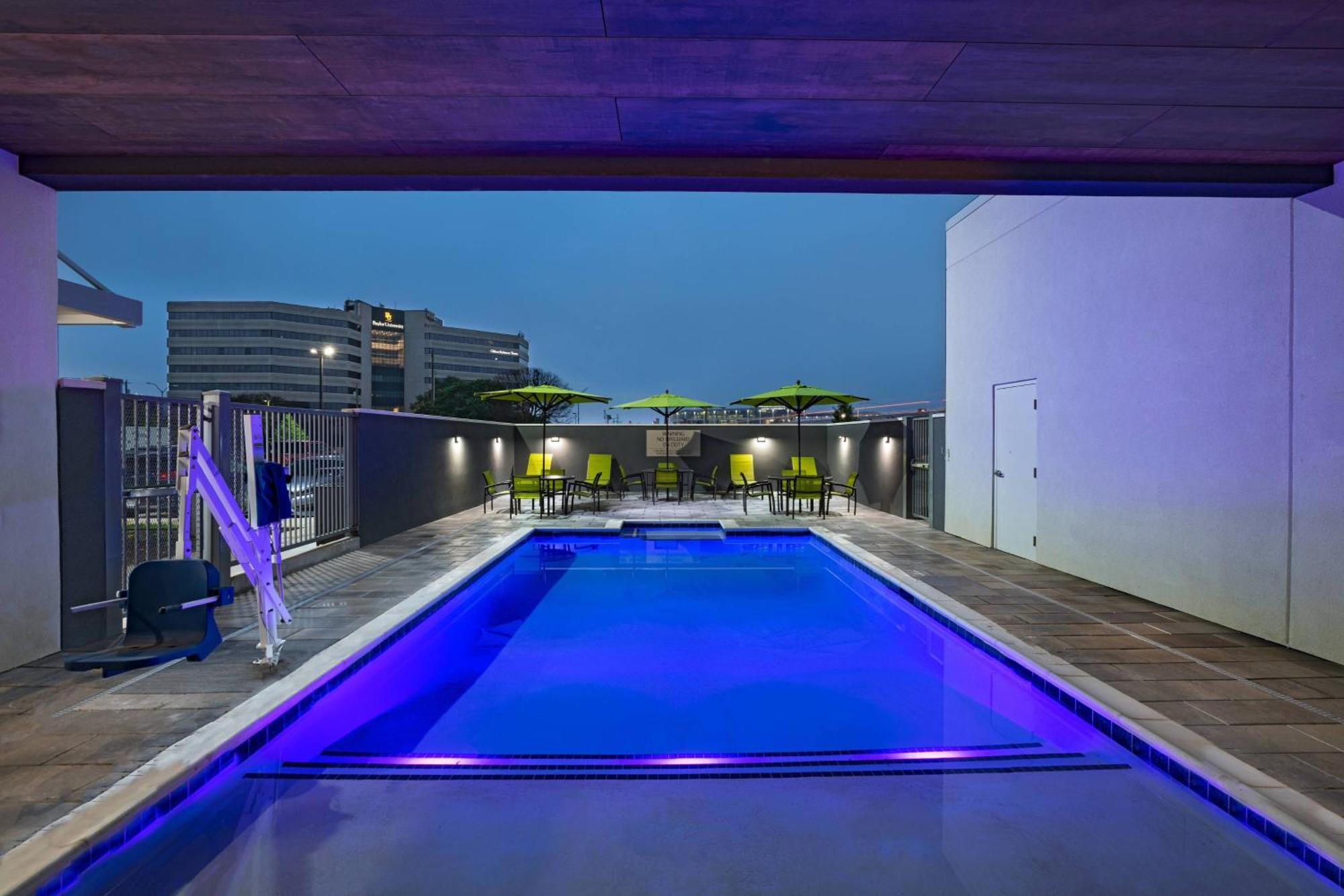 Springhill Suites Waco Extérieur photo
